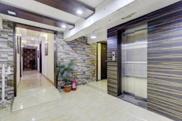 אחמדאבאד Hotel Gitanjali Inn מראה חיצוני תמונה